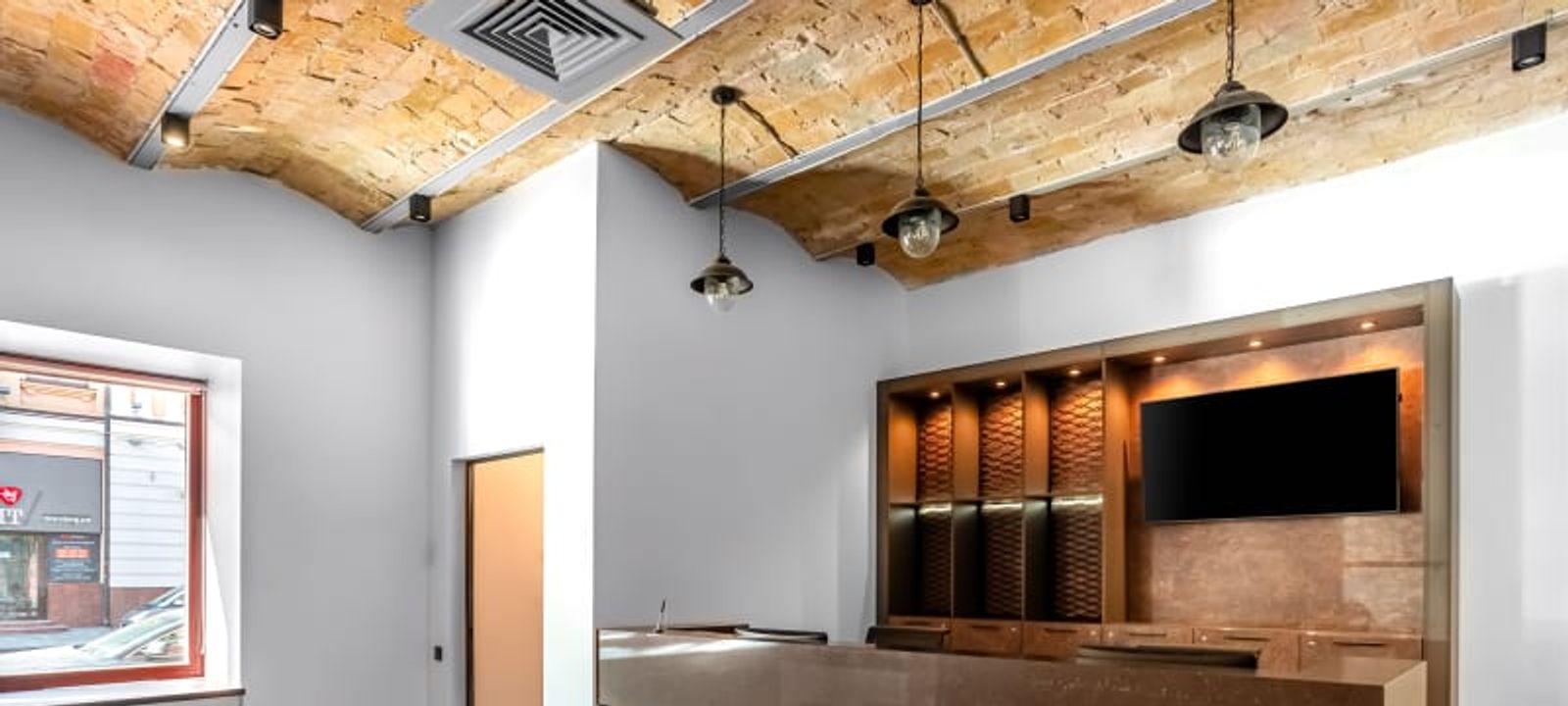 28 Verhniy Val Str, Kyiv - Image 1