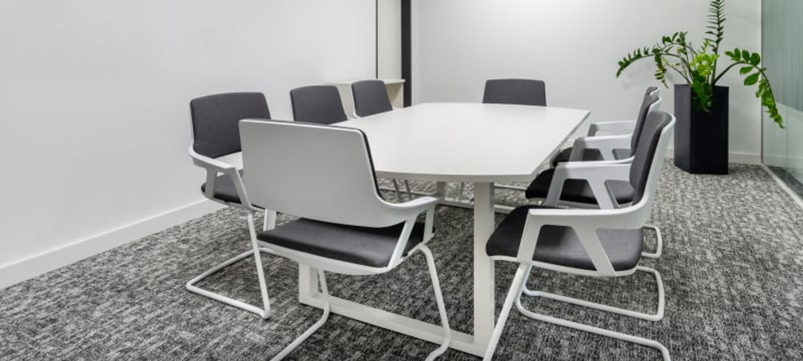 67 Suedwestpark, Nuremberg - Image 1