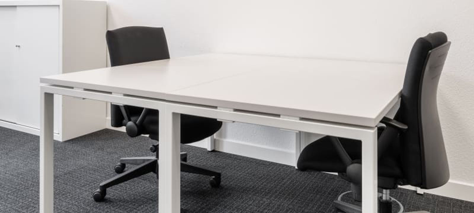 67 Suedwestpark, Nuremberg - Image 1