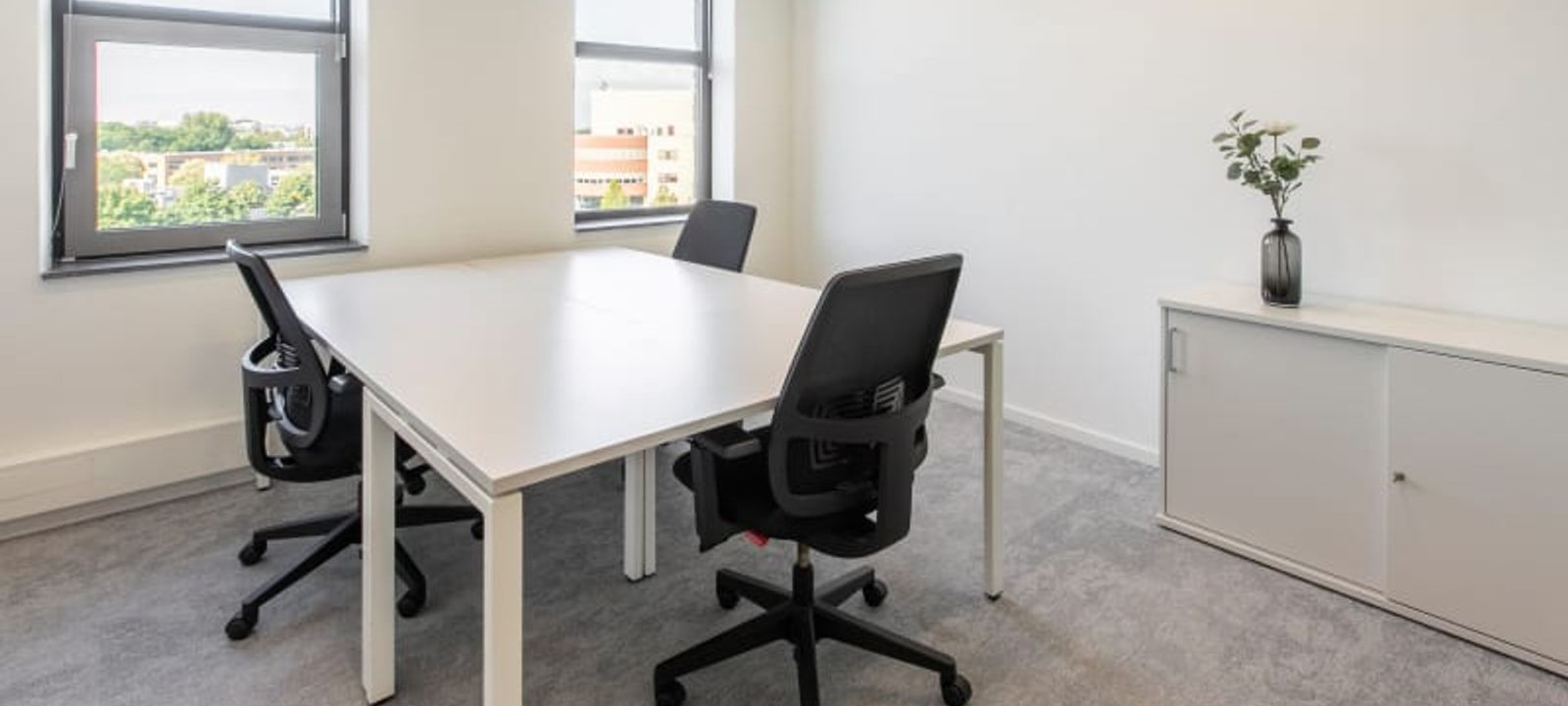 Data Club Offices - Image 1