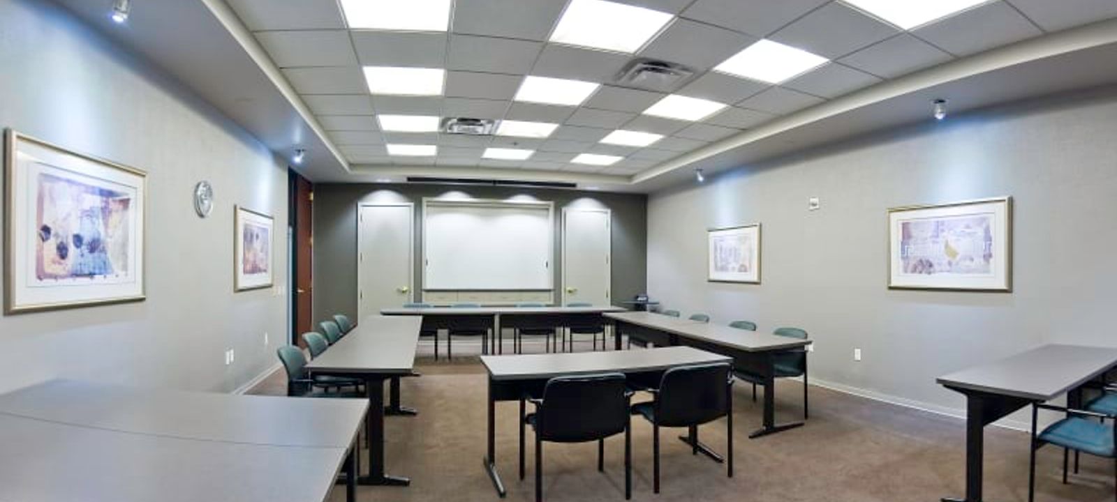 2415 East Camelback Road, Phoenix - Image 1