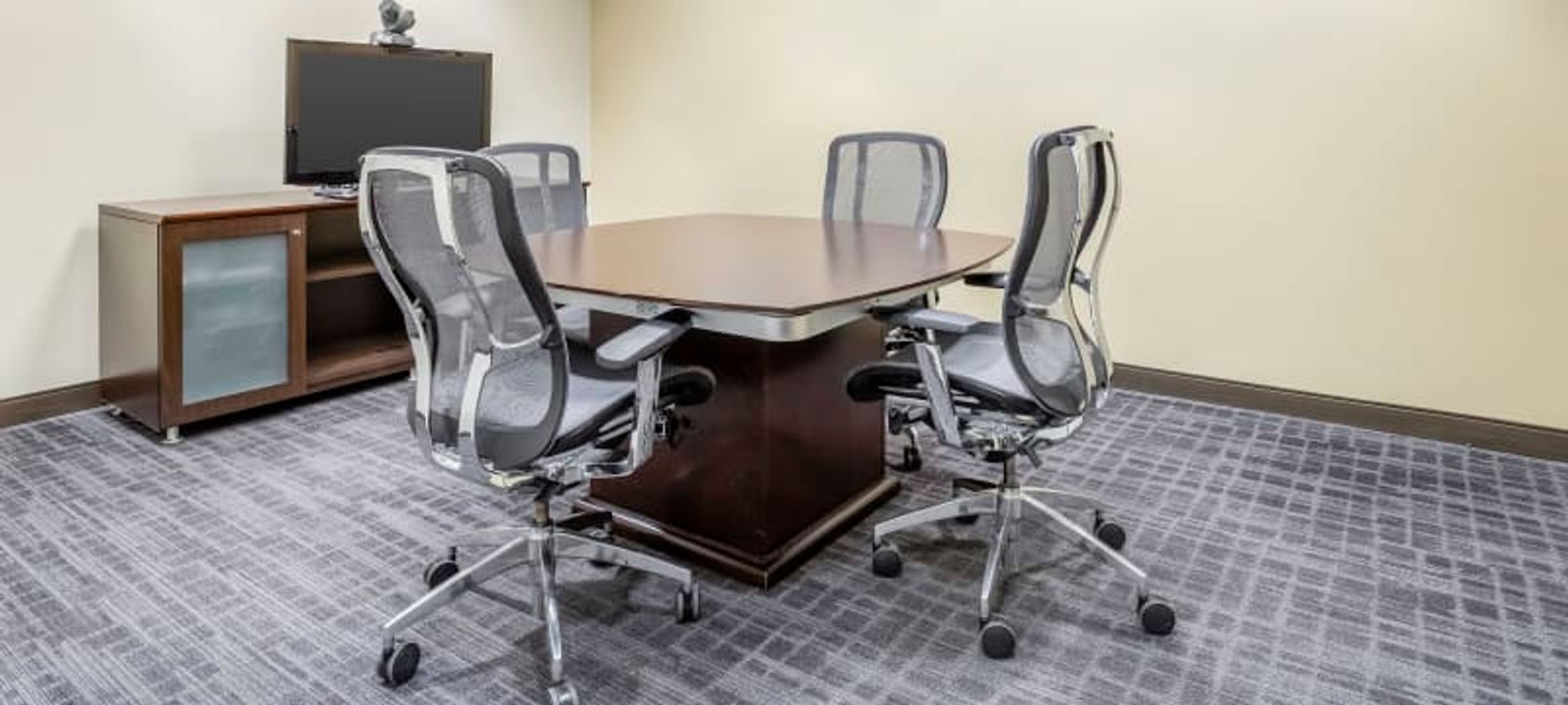 1201 N.W. Briarcliff Parkway, Kansas City - Image 1