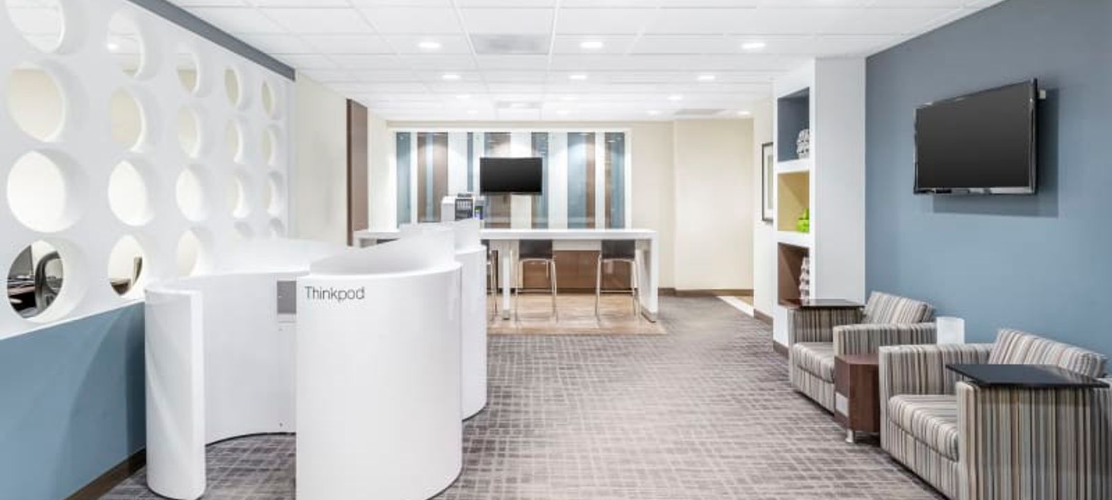 1201 Nw Briarcliff Pkwy, Kansas City - Image 1