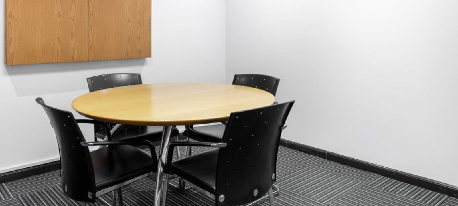 Al Danah - Zone 1, Abu Dhabi - Image 1