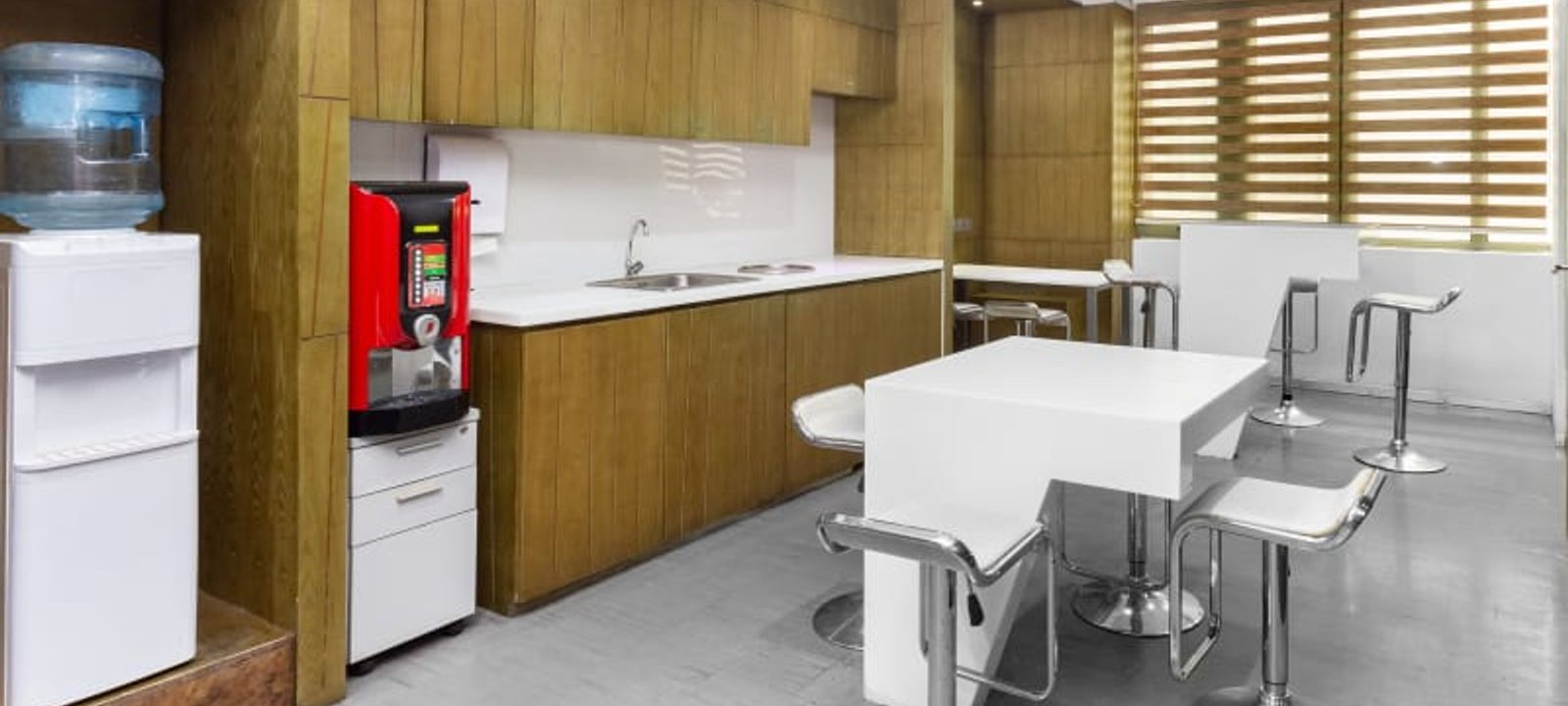 123 Bauddhaloka Mawatha, Colombo - Image 1