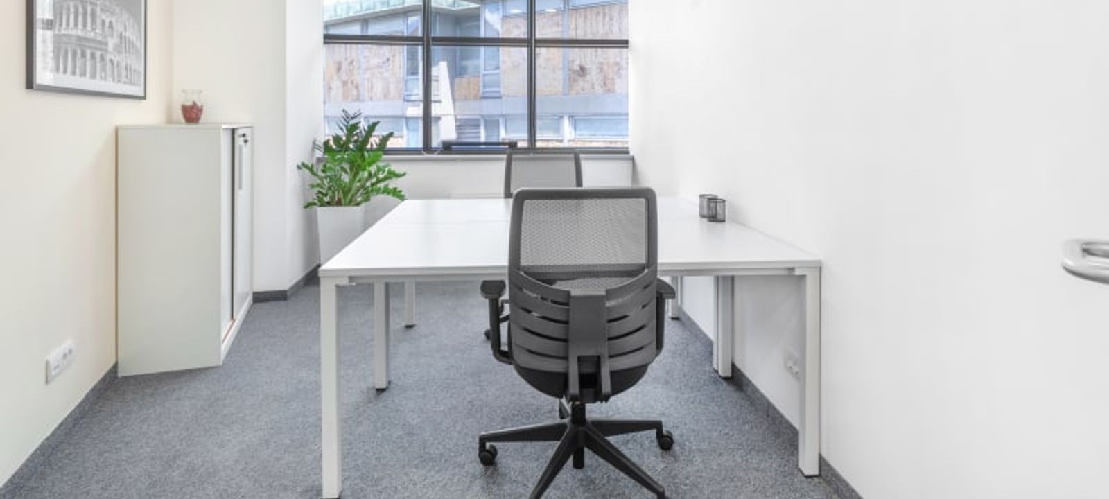 30 Kneza Mihaila Blvd, Belgrade - Image 1