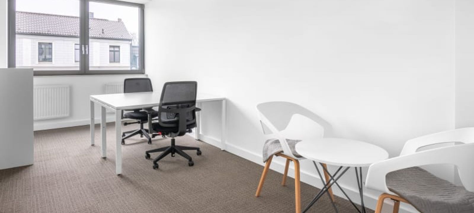 100 Bismarckstrasse, Moenchengladbach - Image 1