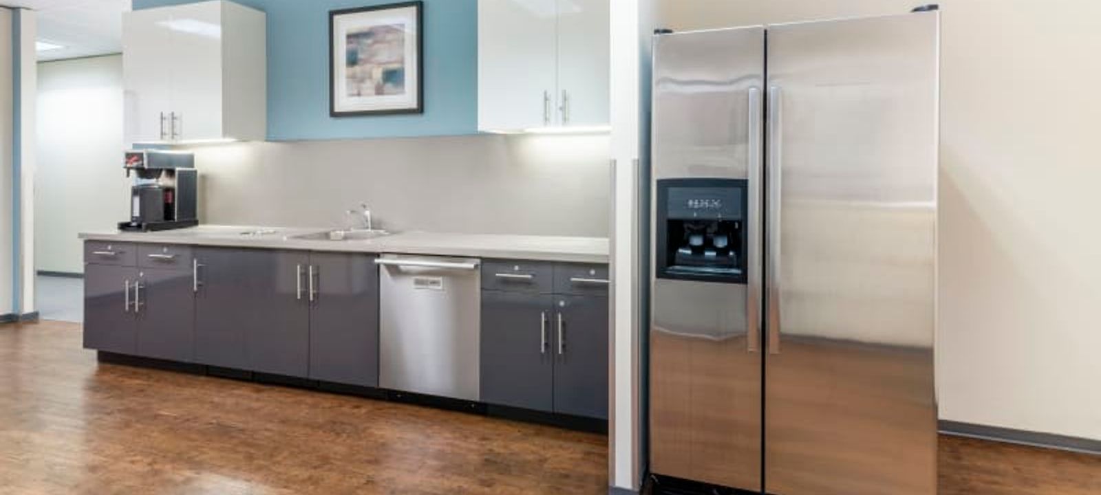 15 Allstate Parkway, Markham - Image 1