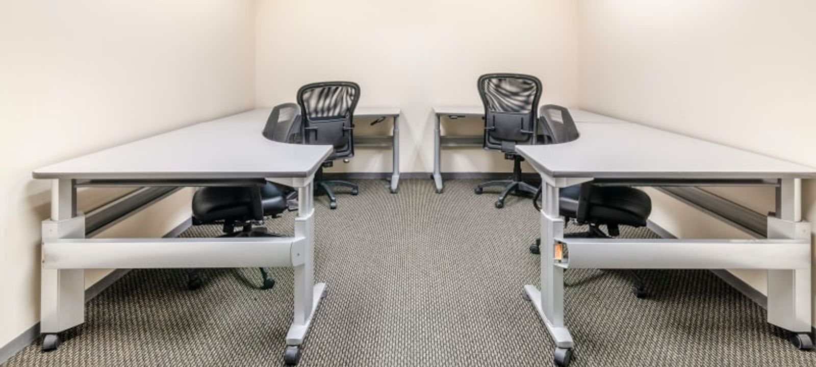 15 Allstate Parkway, Markham - Image 1