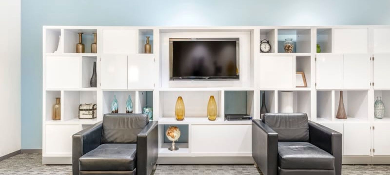 15 Allstate Parkway, Markham - Image 1