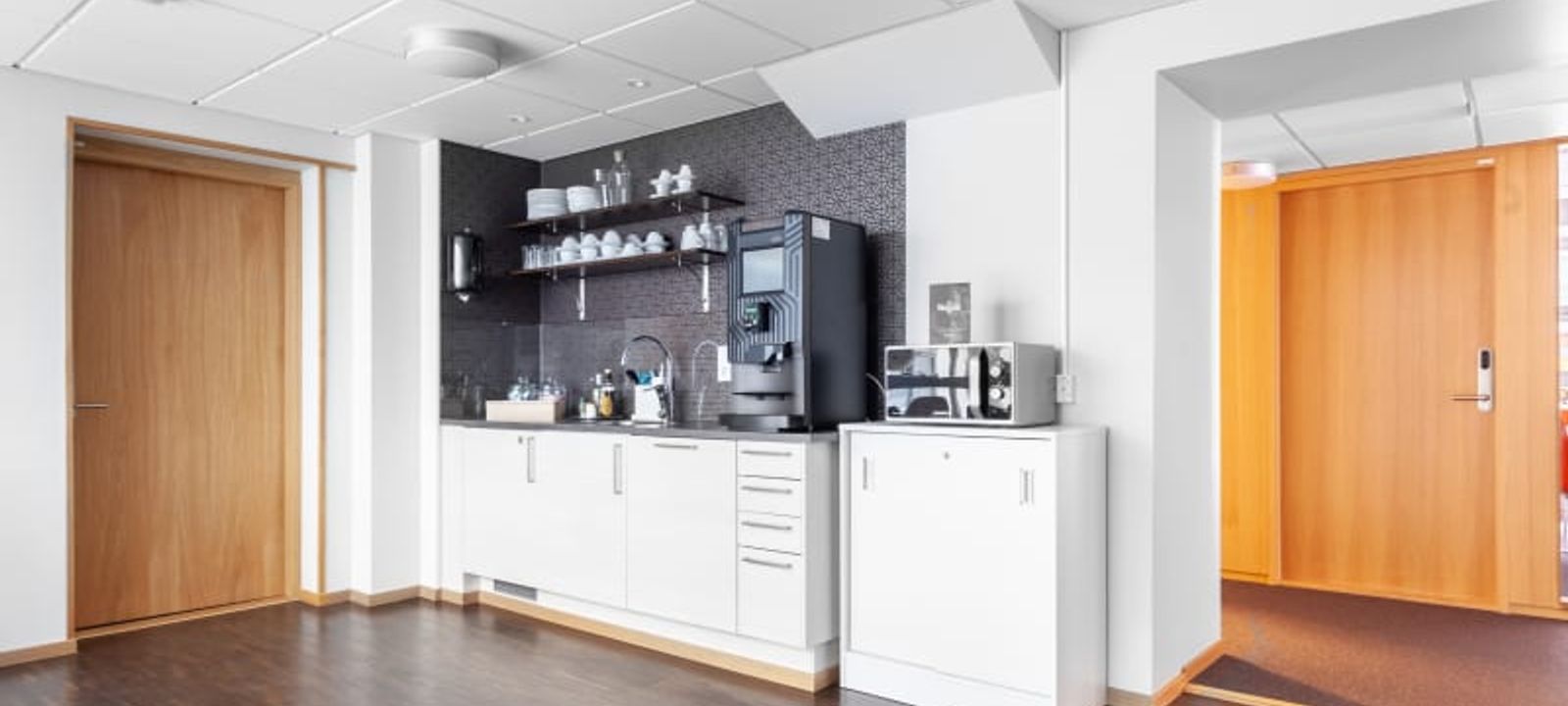 17 Ostra Hamngatan, Gothenburg - Image 1