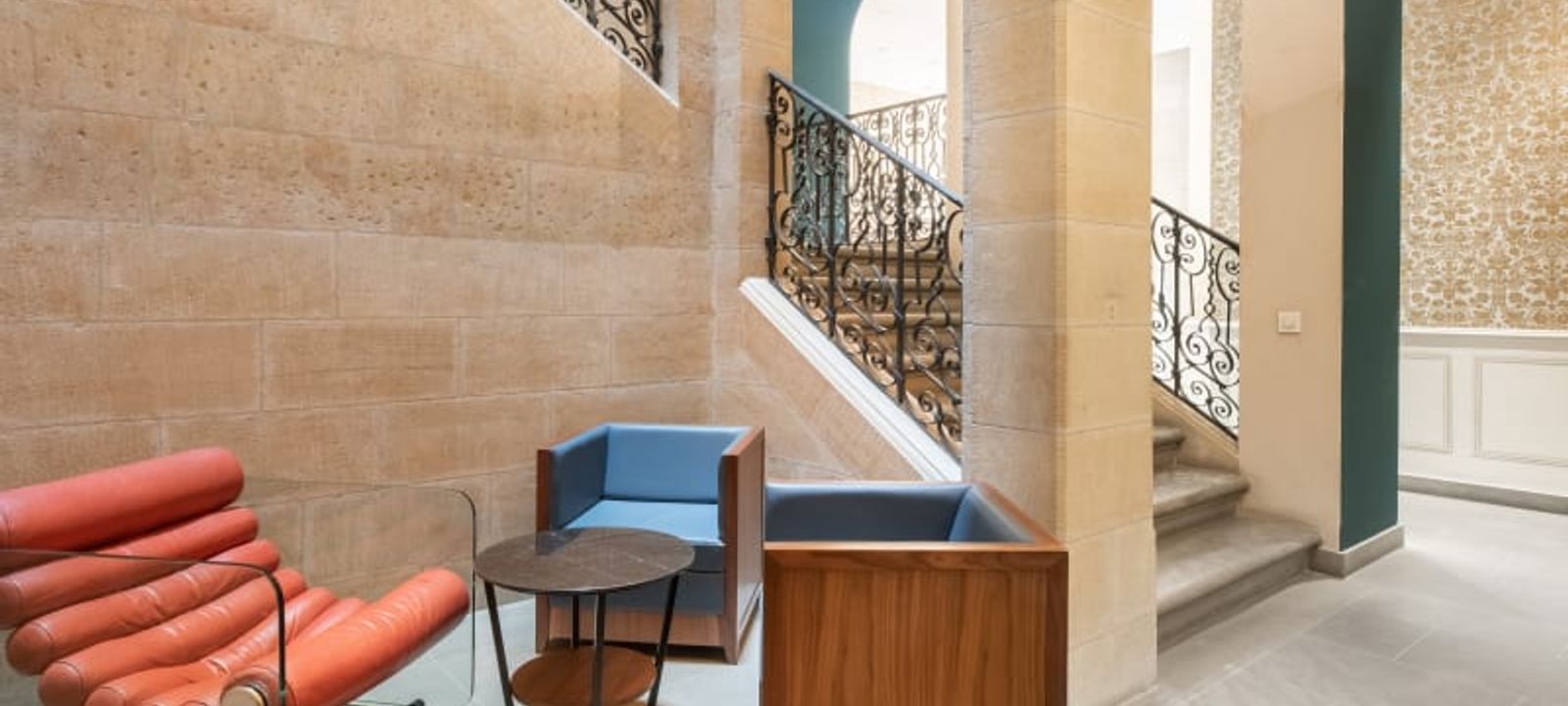 12 Place De La Fusterie, Geneva - Image 1