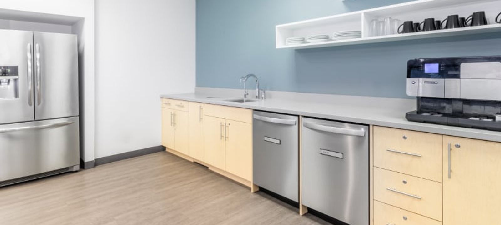 1920 Yonge Street, Toronto - Image 1