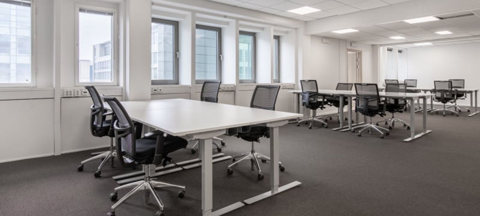 15 Svetsarvagen, Solna - Image 1