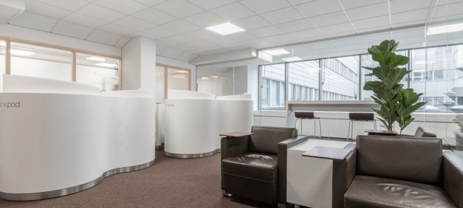 15 Svetsarvagen, Solna - Image 1