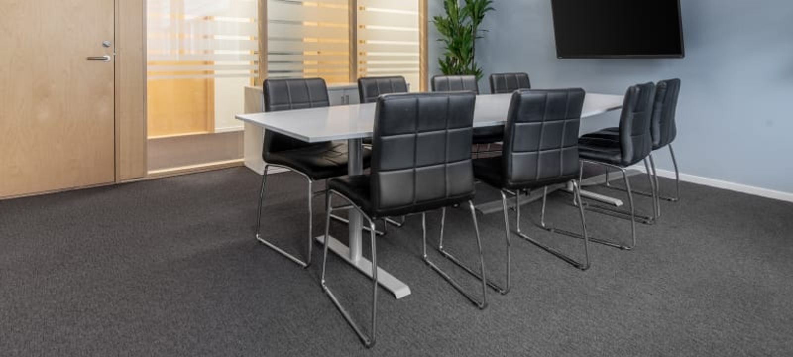 15 Svetsarvagen, Solna - Image 1