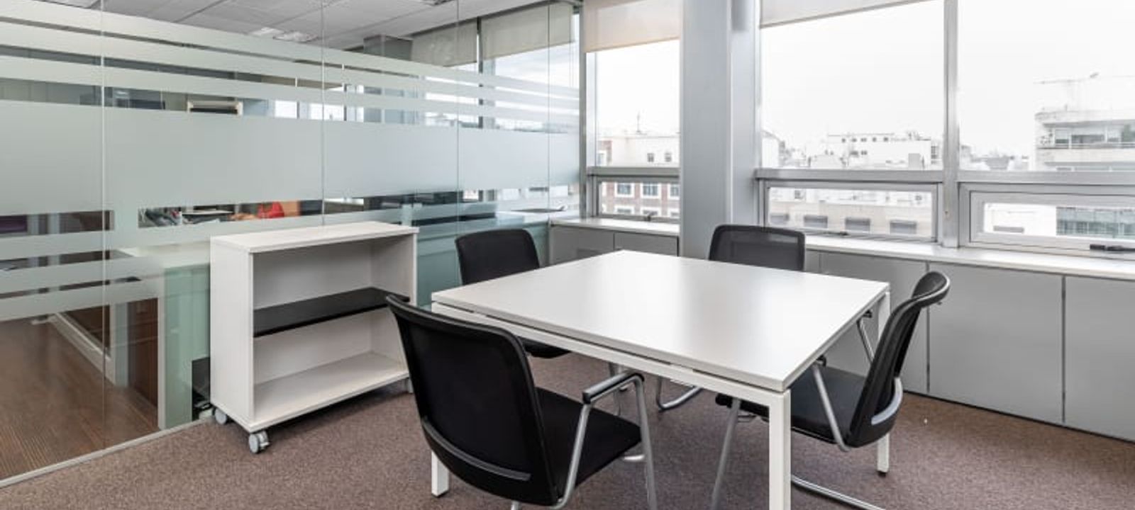 39 Calle De Maria De Molina, Madrid - Image 1