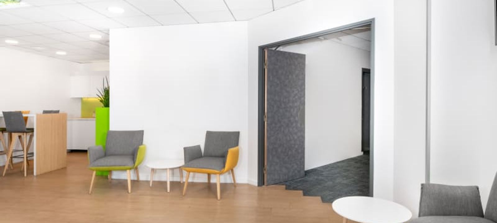 12-14 Rdpt Des Champs-élysées Marcel-dassault, Paris - Image 1