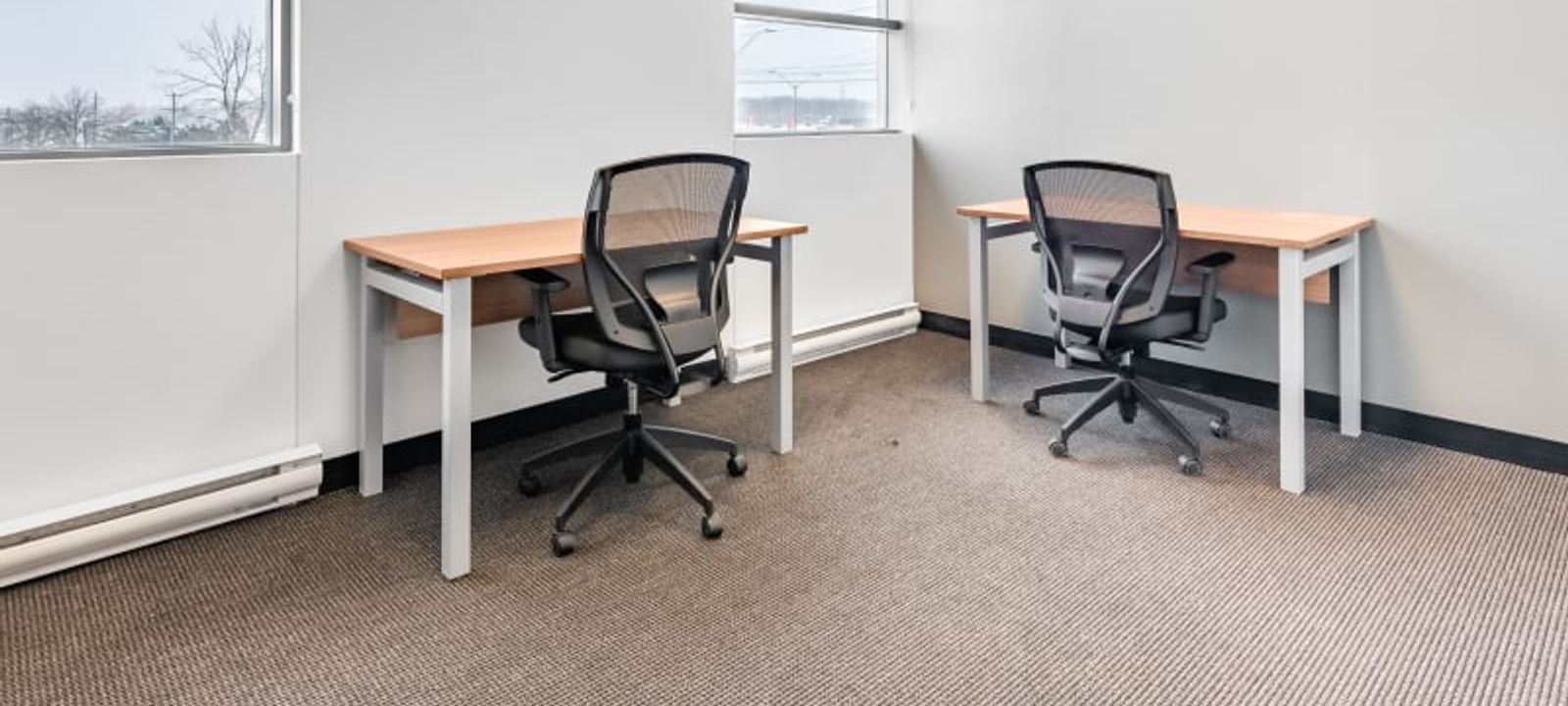 180 Northfield Drive West, Waterloo - Image 1