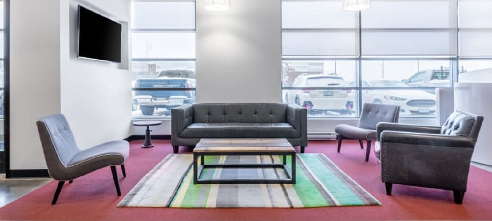 180 Northfield Drive West, Waterloo - Image 1