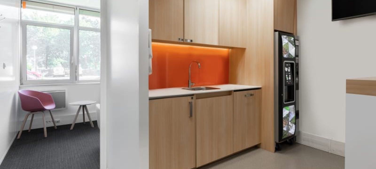 1 Rue Du Commandant Mouchotte, Orly - Image 1