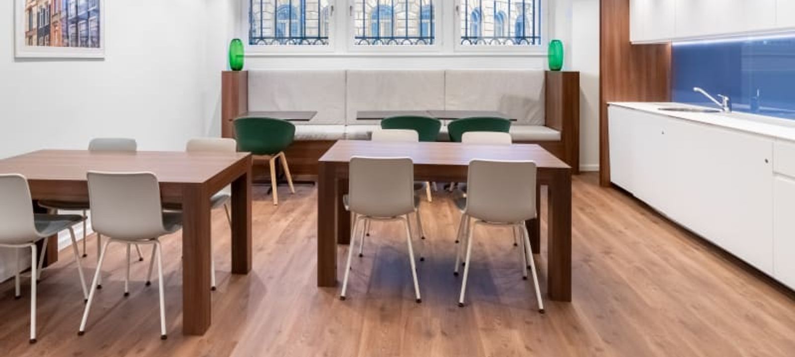 Rue Des Colonies 11, Brussels - Image 1