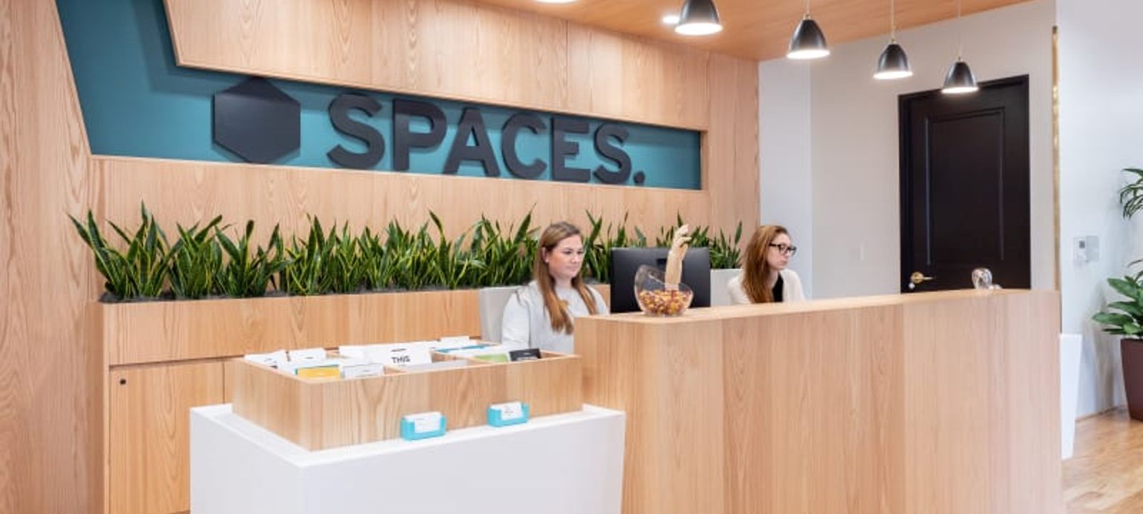 100 South Juniper 100 South Juniper, Philadelphia - Image 1