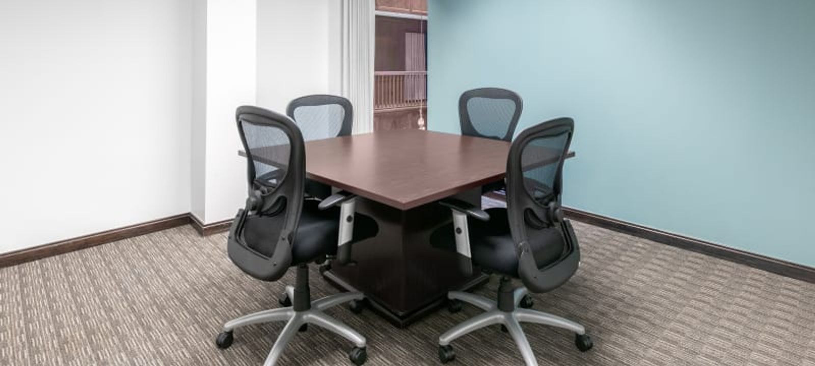 950 Echo Lane Hedwig Village, Houston - Image 1