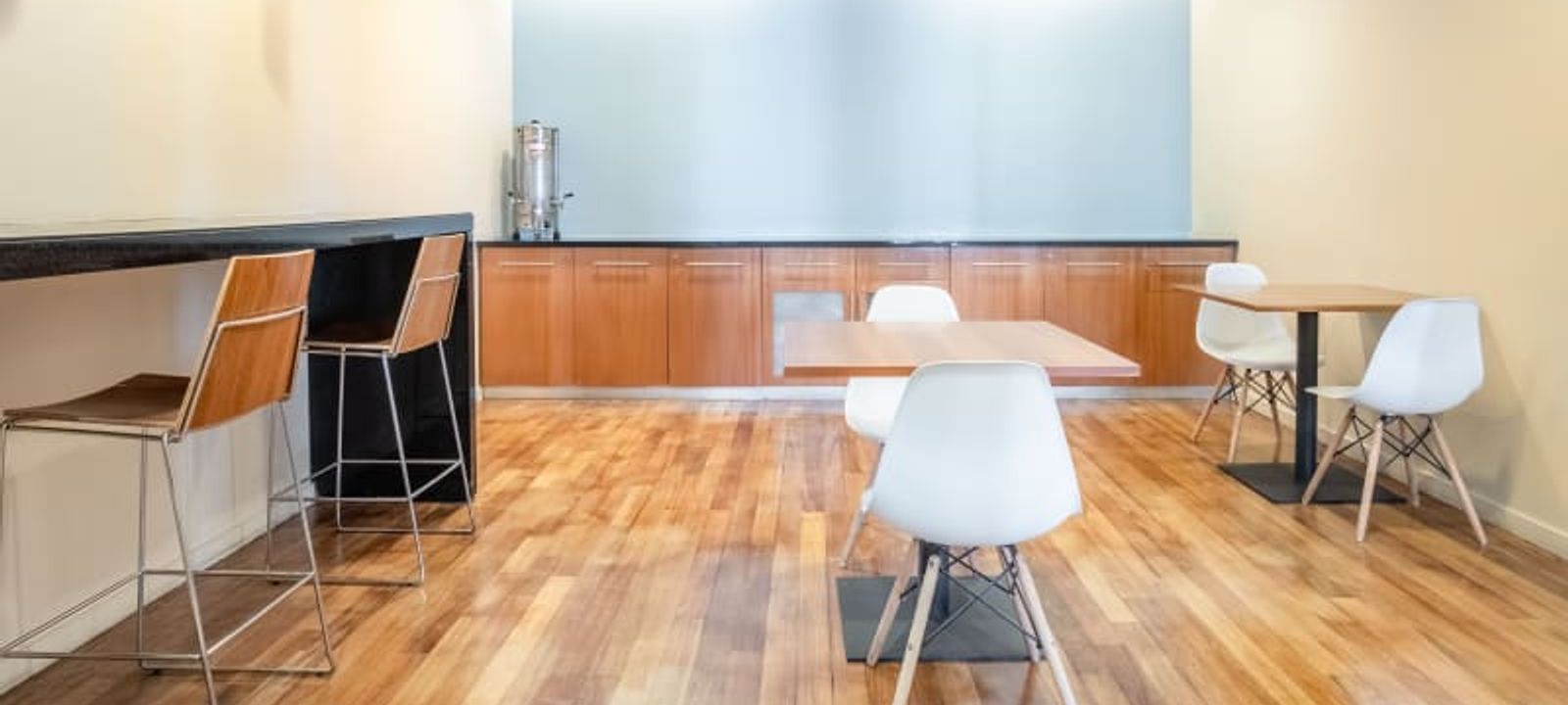 Rua Da Quitanda 86 Edifício Galeria Sul America Salas 201 - 203 Centro 20, Rio De Janeiro - Image 1