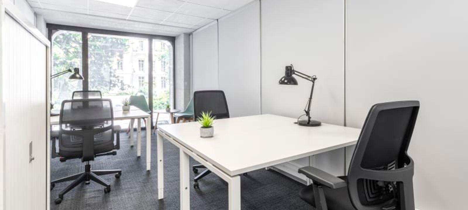 Immeuble Le Consul - Image 1