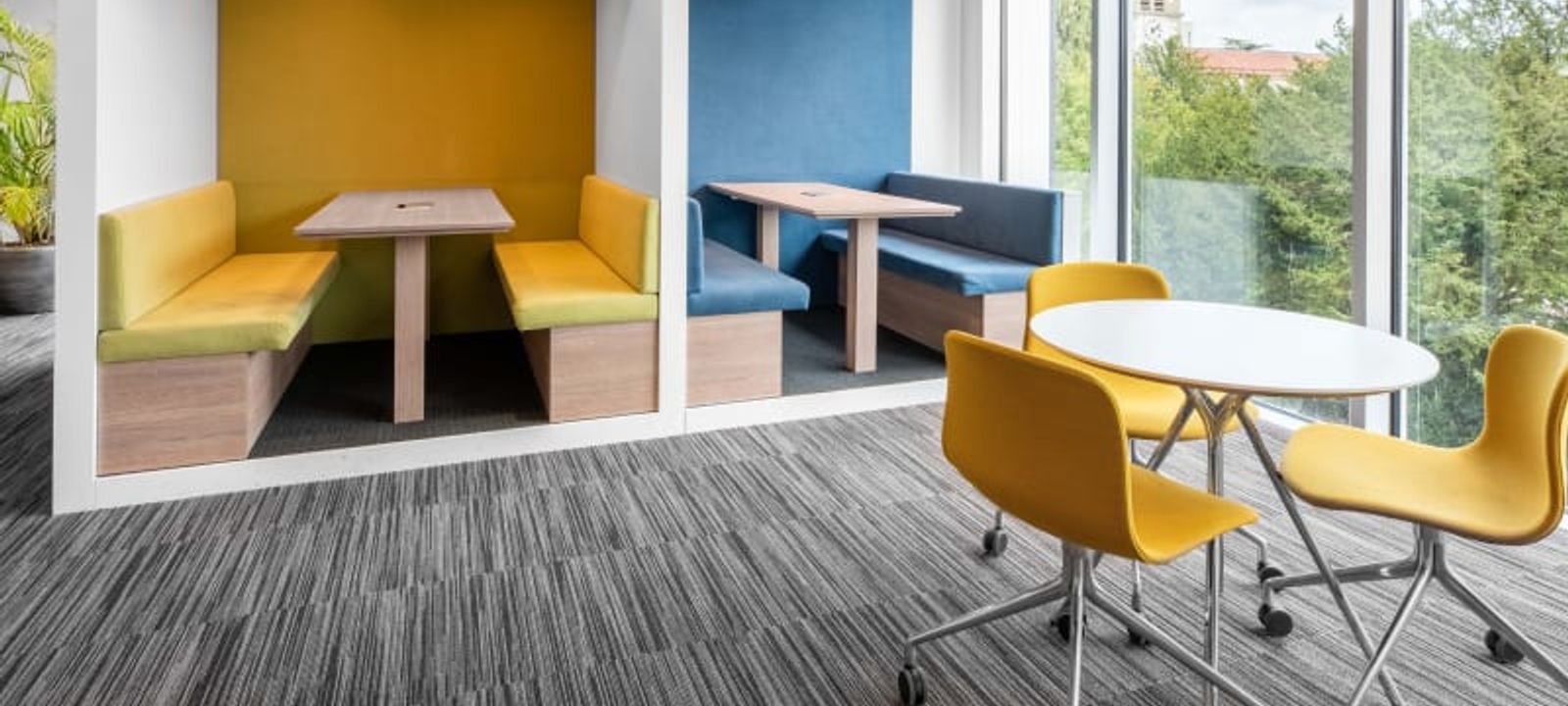 Lakeside Geneva Building - Image 1