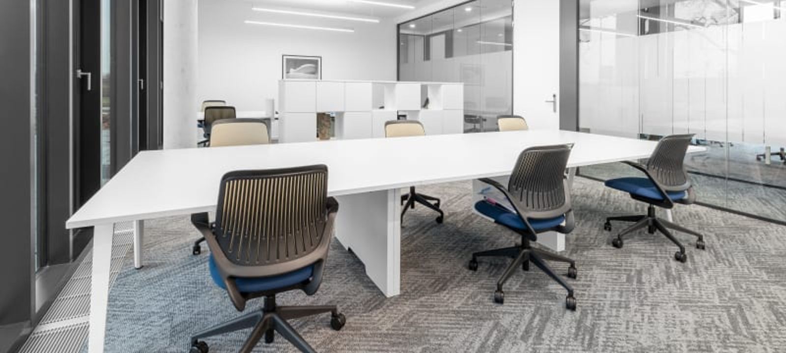 105 Theodorstrasse, Dusseldorf - Image 1