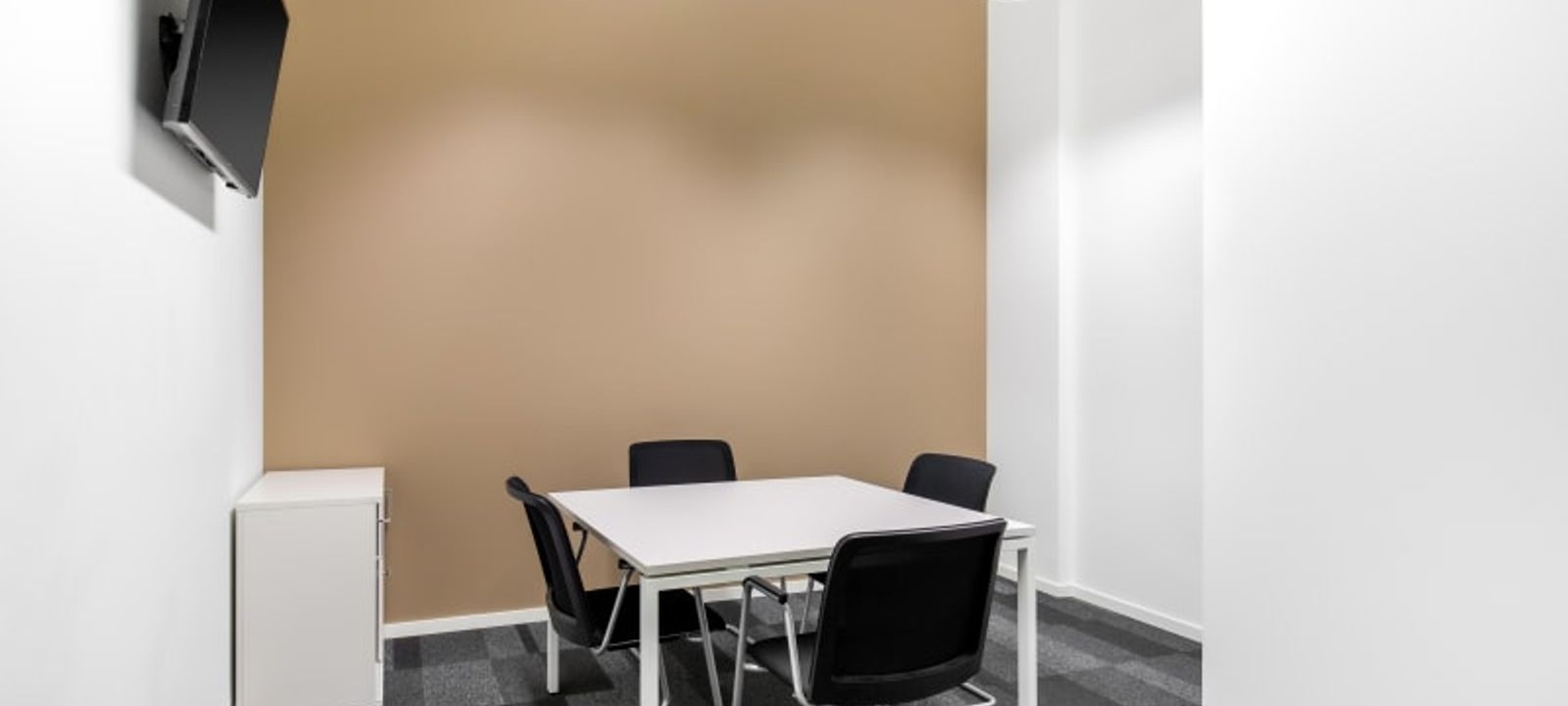 57a Dzirnavu Iela, Riga - Image 1