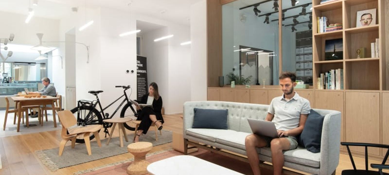 Via Vittorio Veneto 54b, Rome - Image 1