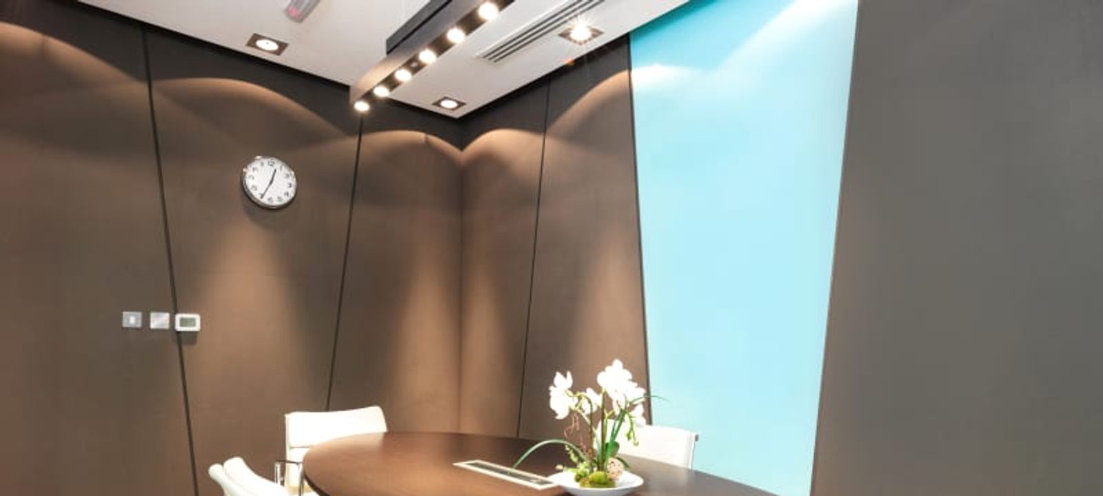 63 Airport Road, Doha - Image 1