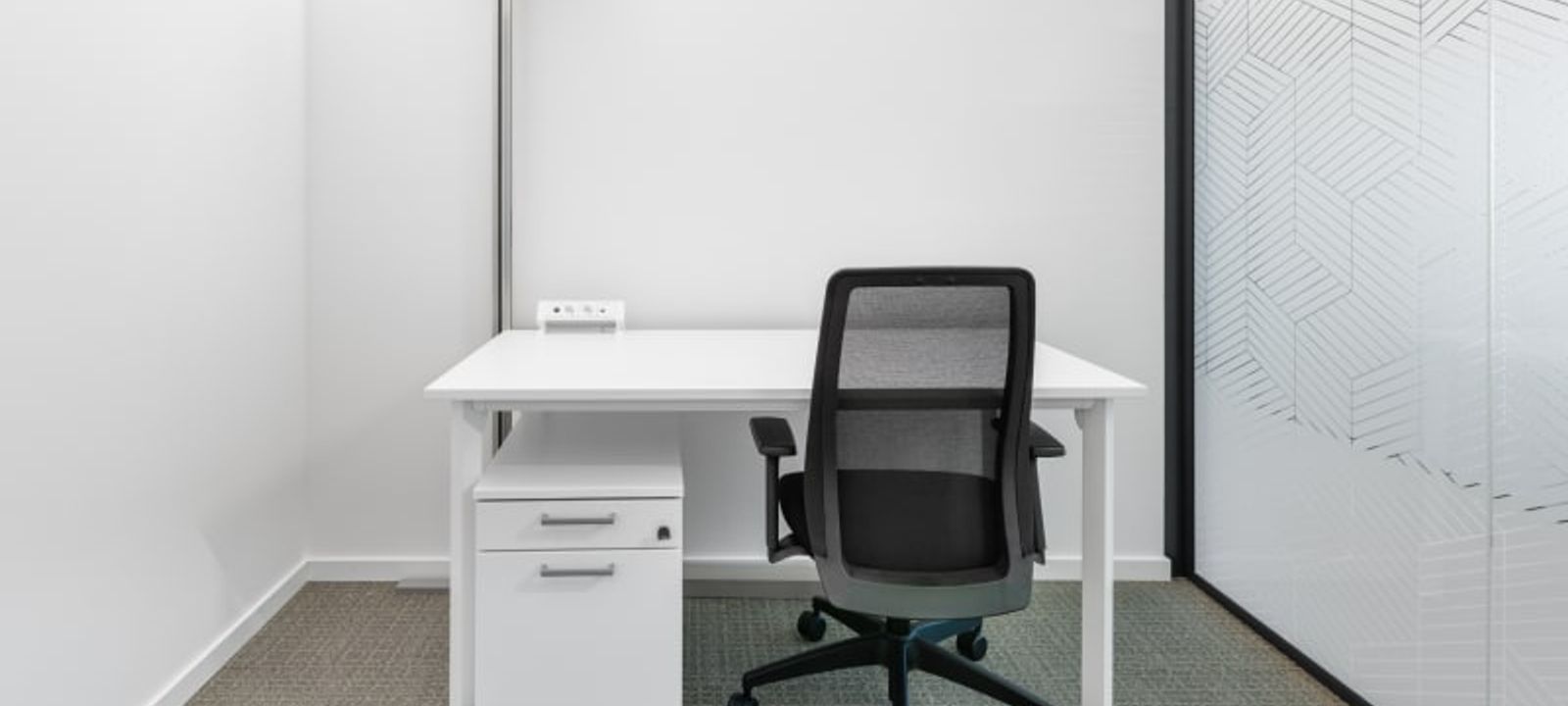 2-6 Richtistrasse, Wallisellen - Image 1