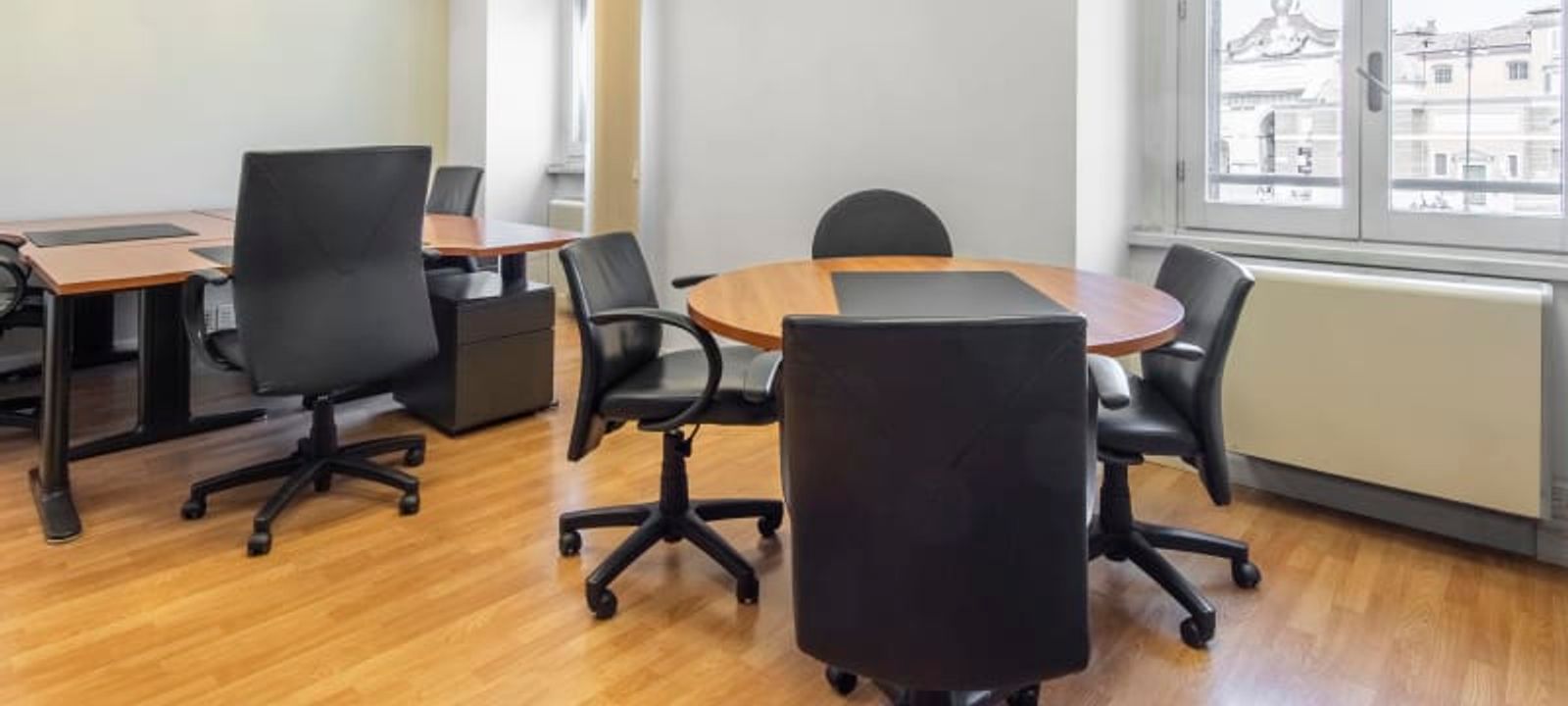 Piazza Del Popolo 18, Rome - Image 1