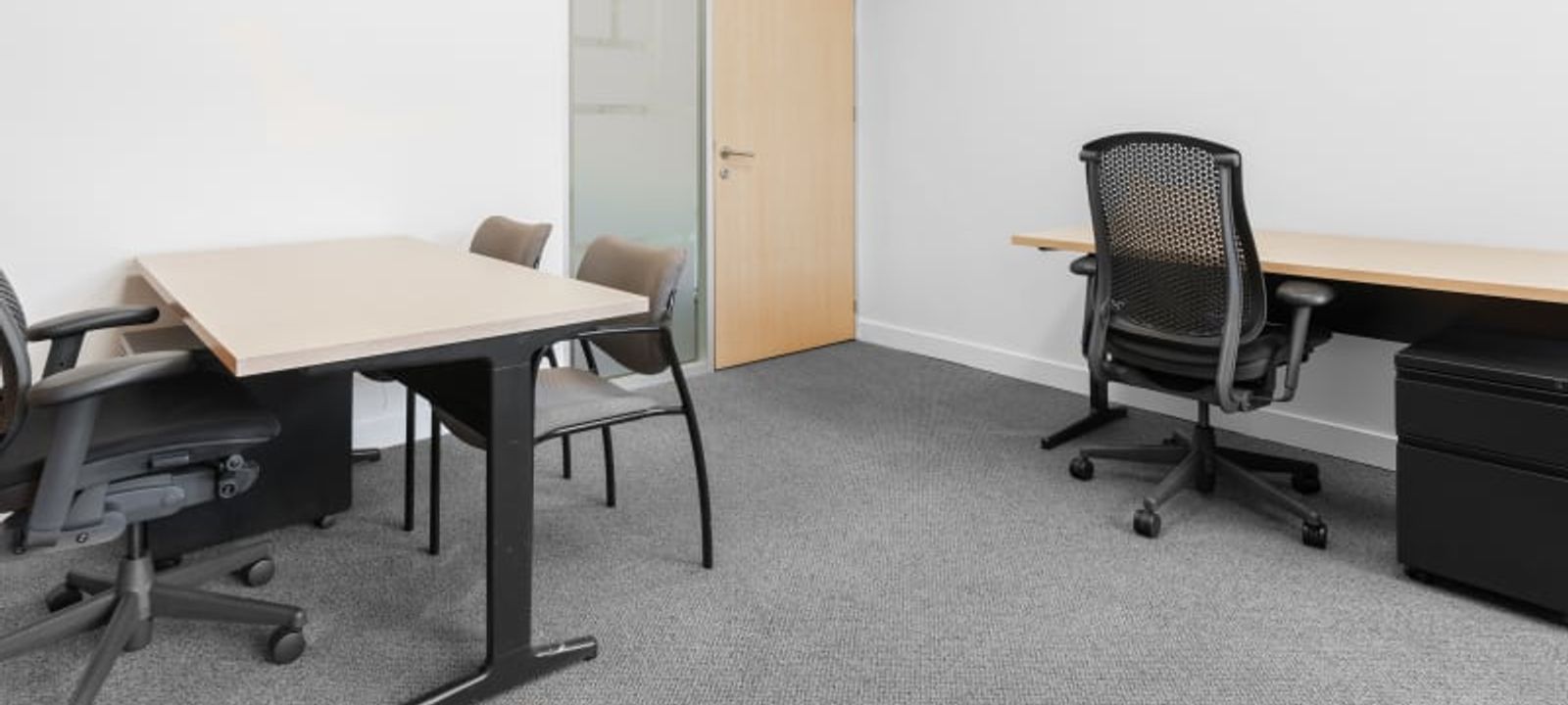 Carrera 7 No 71 – 21 Torre B, Bogota - Image 1