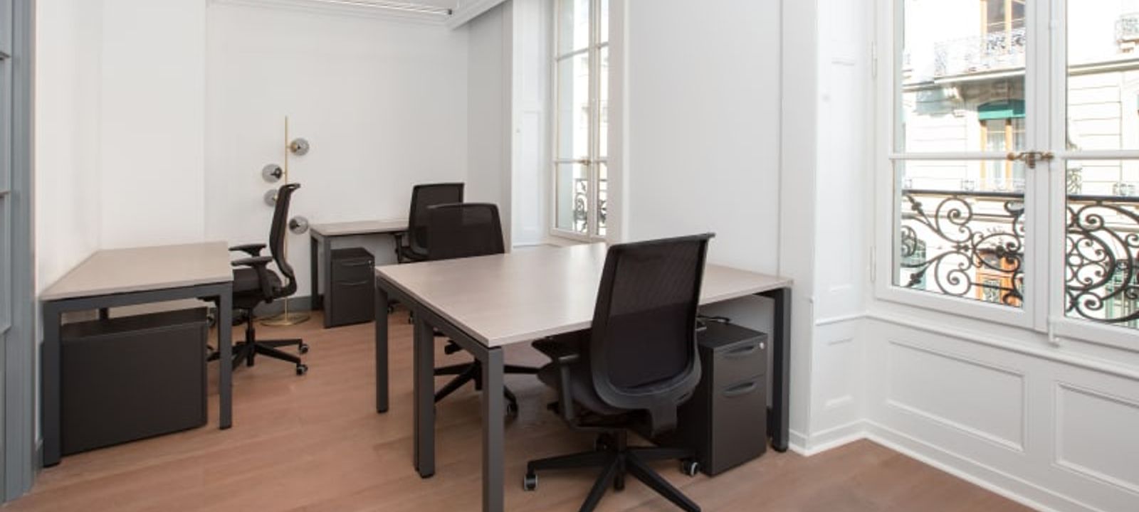 11 Bahnhofquai, Zurich - Image 1