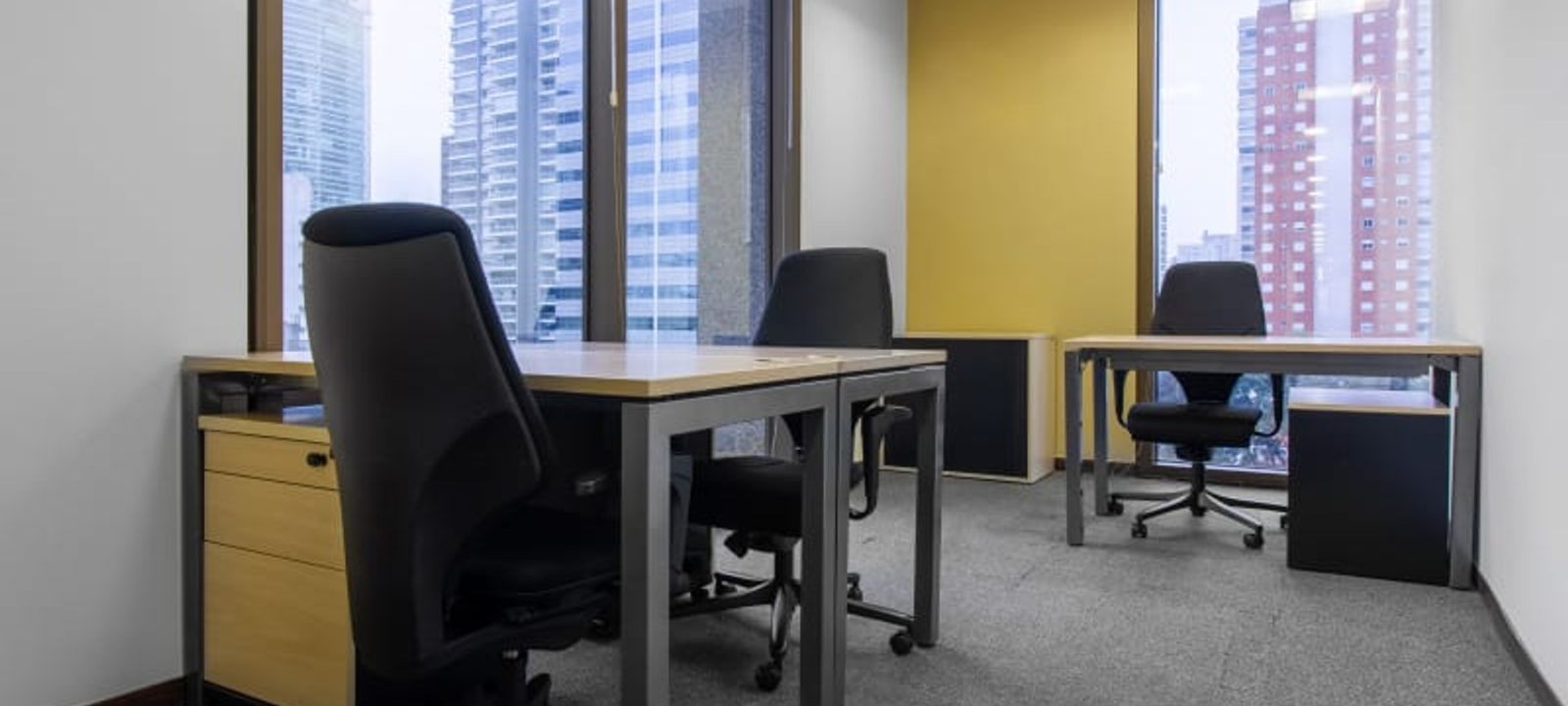 Condomínio Edifício Antonio Al - Image 1