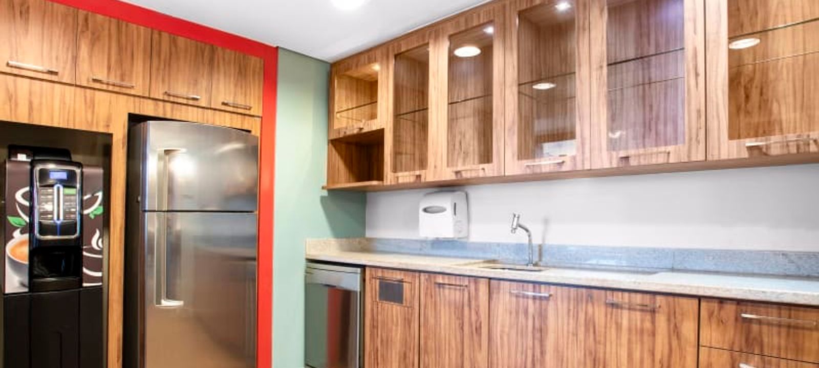 R Jose Alexandre Buaiz 300 - Enseada Do Sua, Vitoria - Image 1