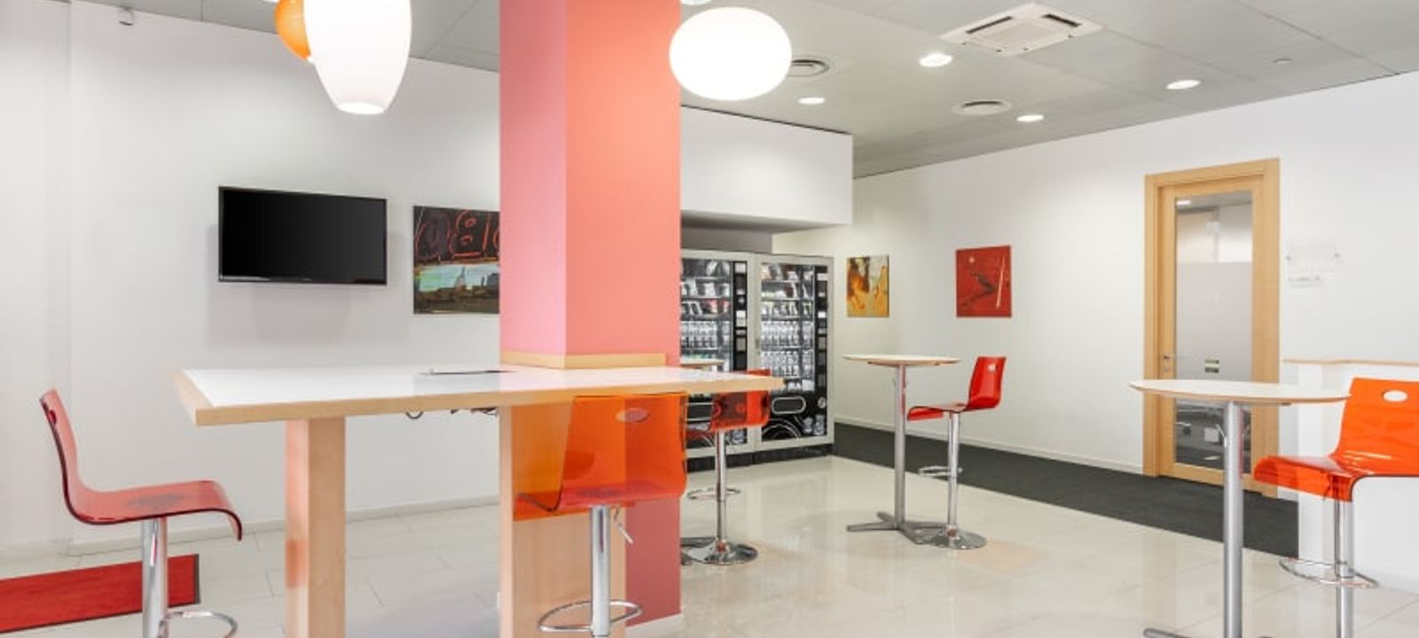 Via Santa Maria Valle 3, Milan - Image 1