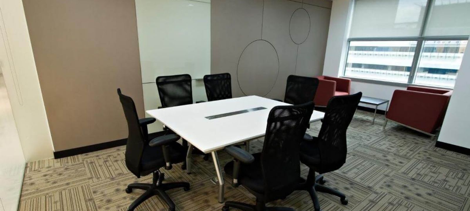 Ayala Avenue, Makati - Image 1