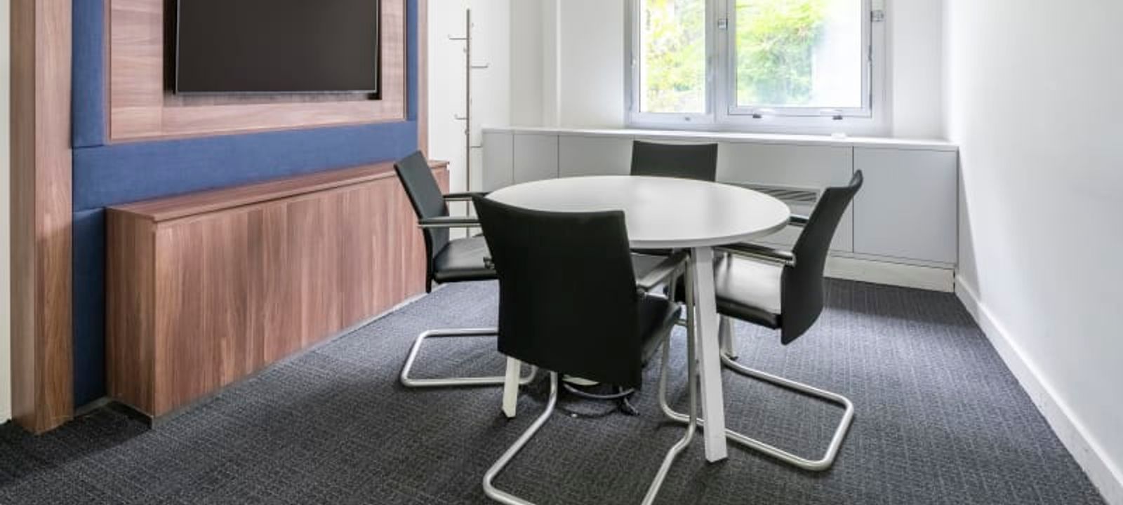 191-195 Avenue Charles De Gaulle, Neuilly-sur-seine - Image 1