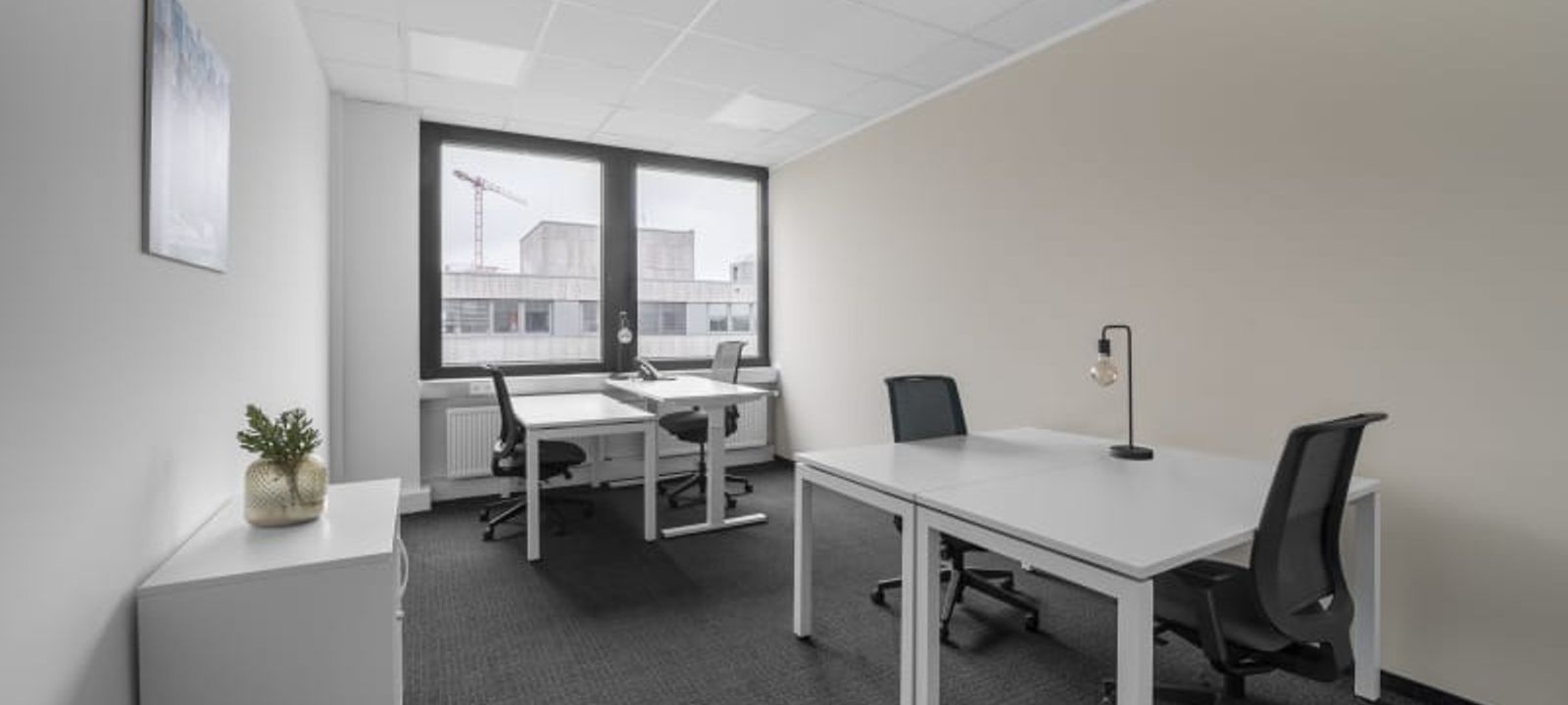 70 Hahnstrasse, Frankfurt Am Main - Image 1