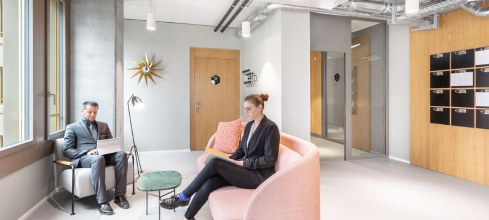 37 Suurstoffi, Risch-rotkreuz - Image 1