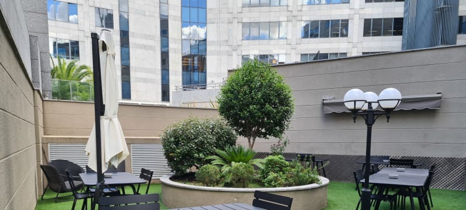 5 Calle Del Pinar, Madrid - Image 1