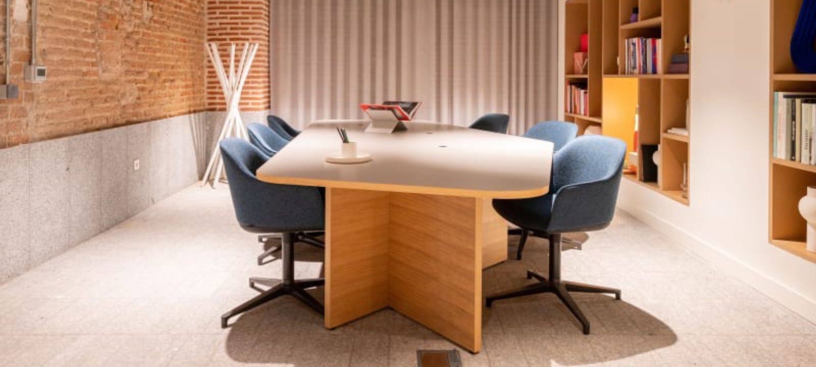 15 Carrera De San Jeronimo, Madrid - Image 1