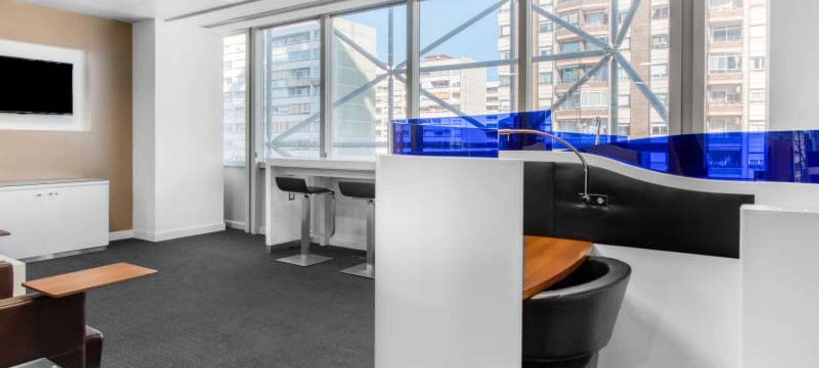 157 Calle De Tarragona, Barcelona - Image 1