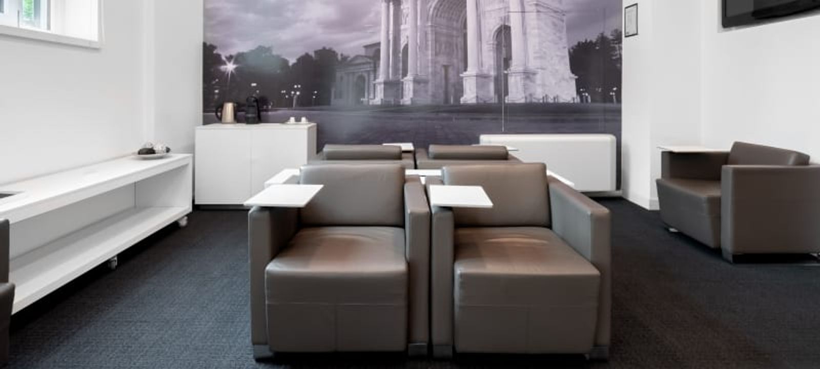 Piazzale Biancamano 8, Milan - Image 1